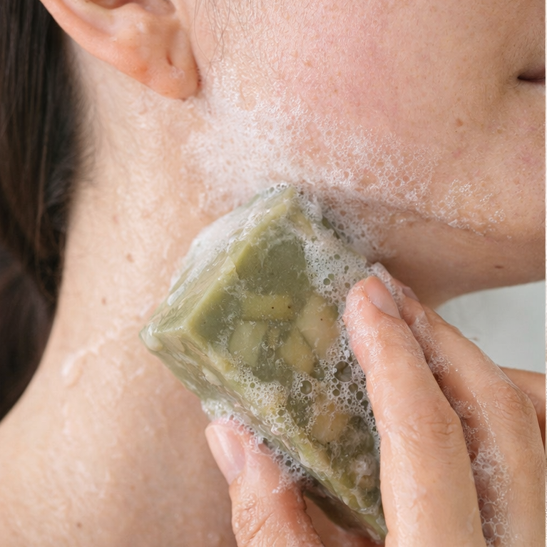 Tamanu Clarifying Botanical Soap