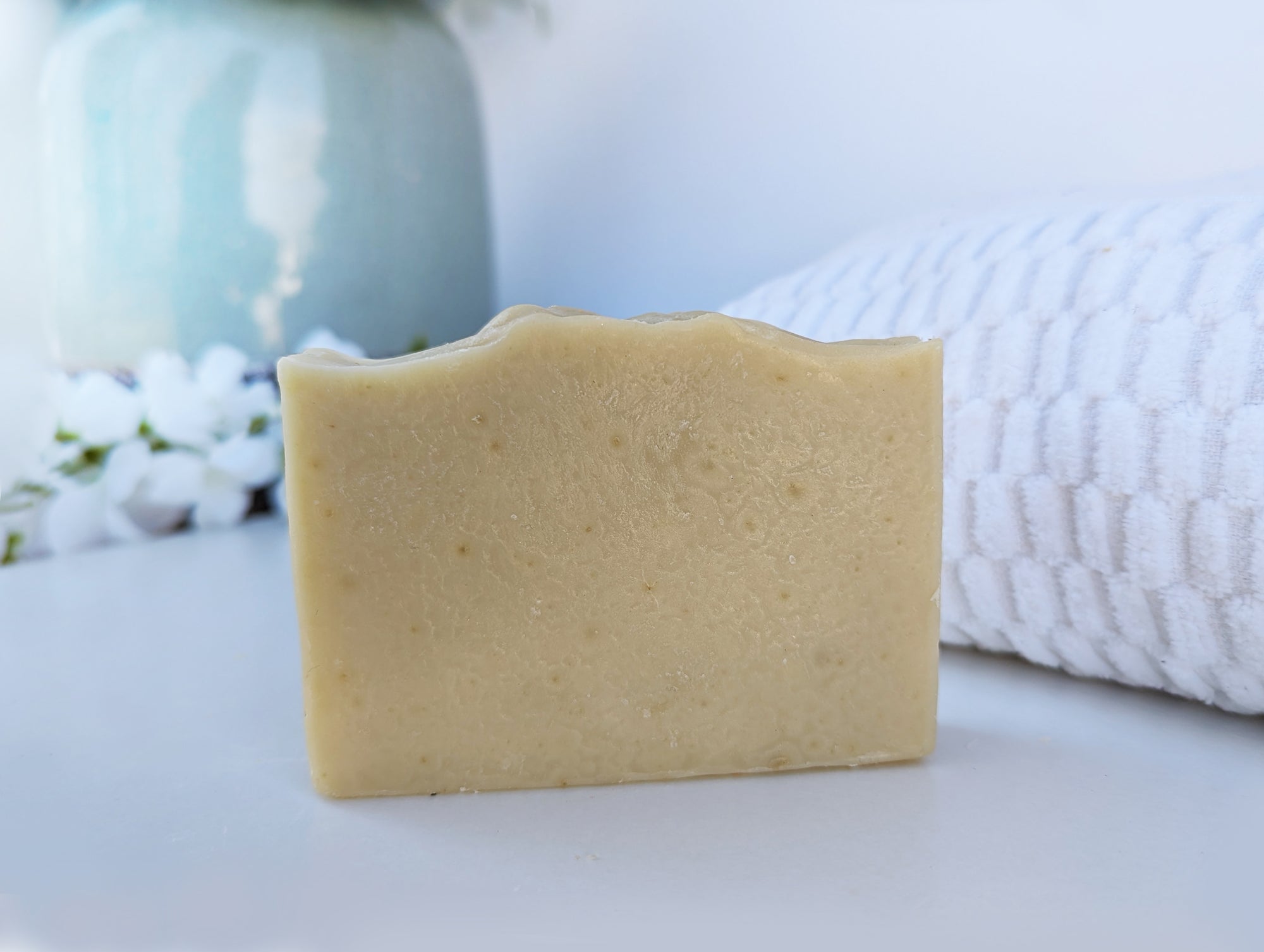 Charming Shave | Natural Soap |Bentonite Clay and chamomile