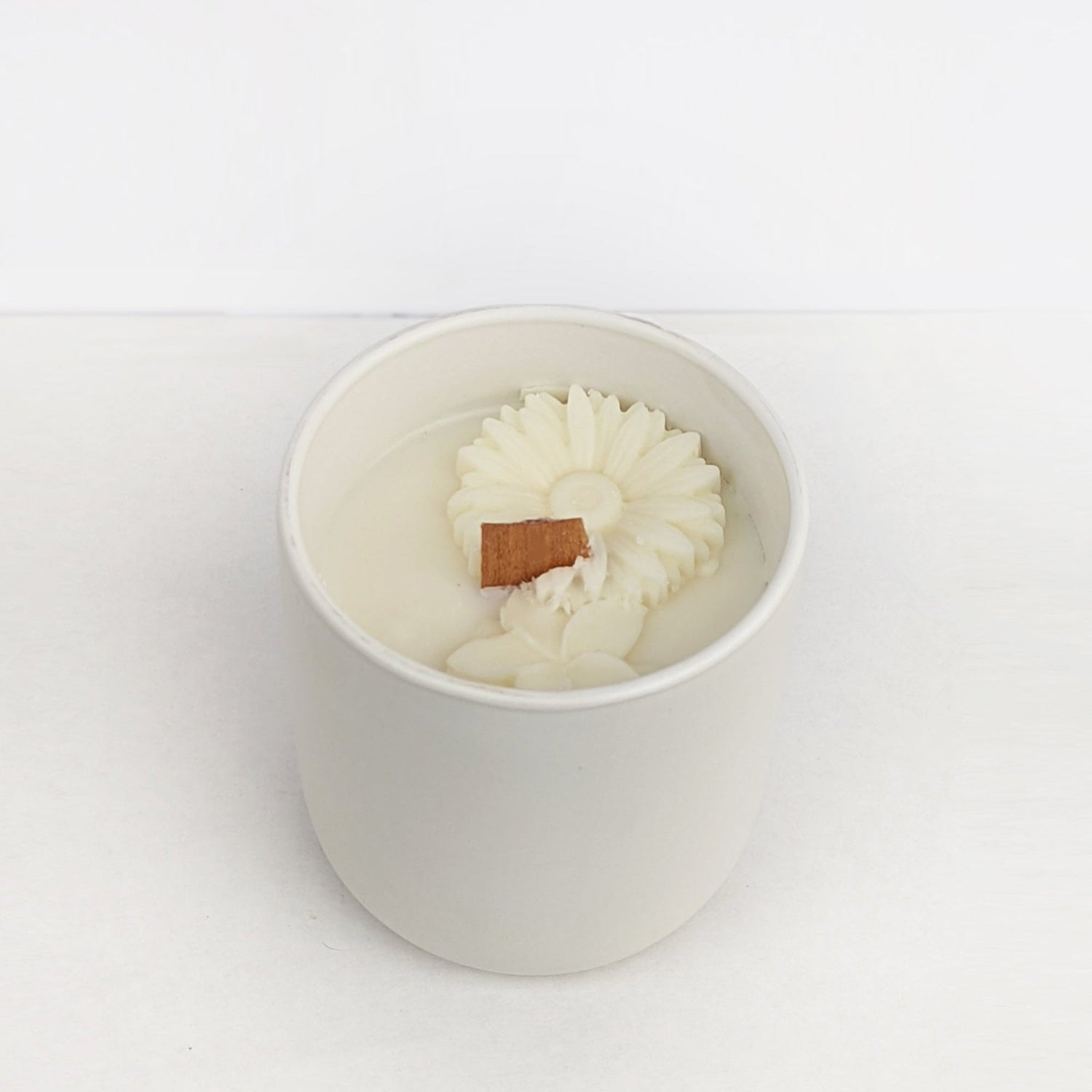 Ebony Woods | Coconut &amp; Soy Candle | Non-Toxic